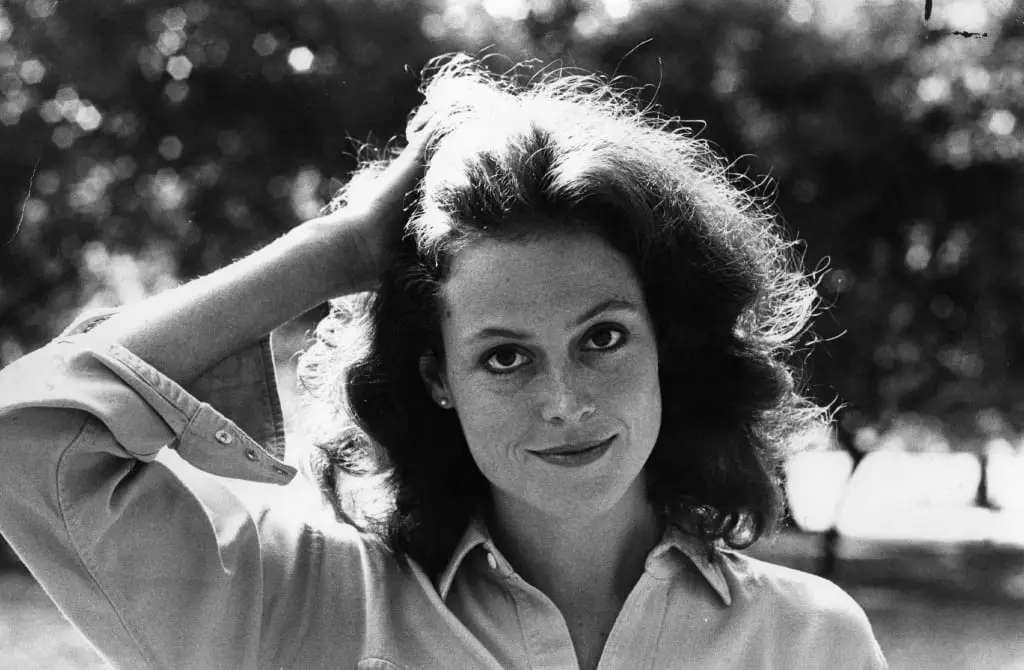 Sigourney Weaver Age | Height | Net Worth | Movies