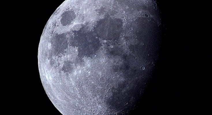 interesting facts about the moon