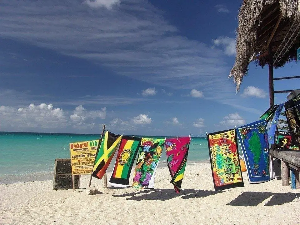 is it safe to travel to jamaica