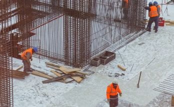 4 Useful Tips for Working in Construction During Winter