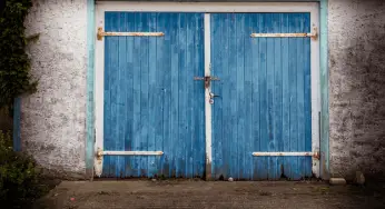 5 Useful Things You Should Know Before Hiring A Garage Door Company