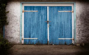 how to install a garage door