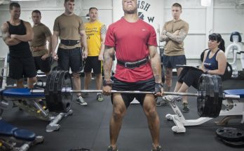 difference between mass and weight