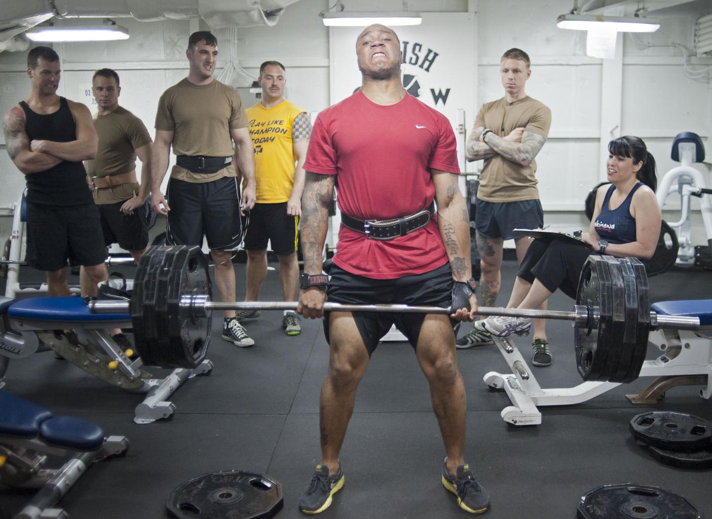 difference between mass and weight