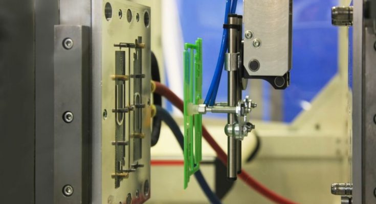 Understanding the Benefits of Reaction Injection Molding