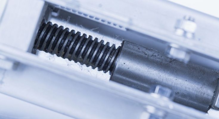 Ball Screw or Lead Screw: Which Do You Need?