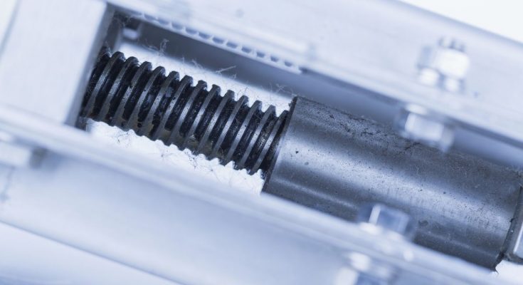 Ball Screw or Lead Screw: Which Do You Need?