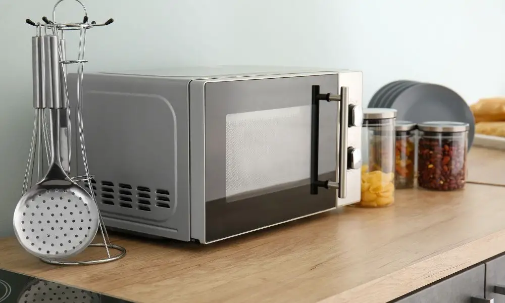 How To Choose the Best Microwave for Your Kitchen