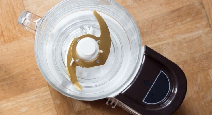 Essential Kitchen Items To Add to Your Wedding Registry