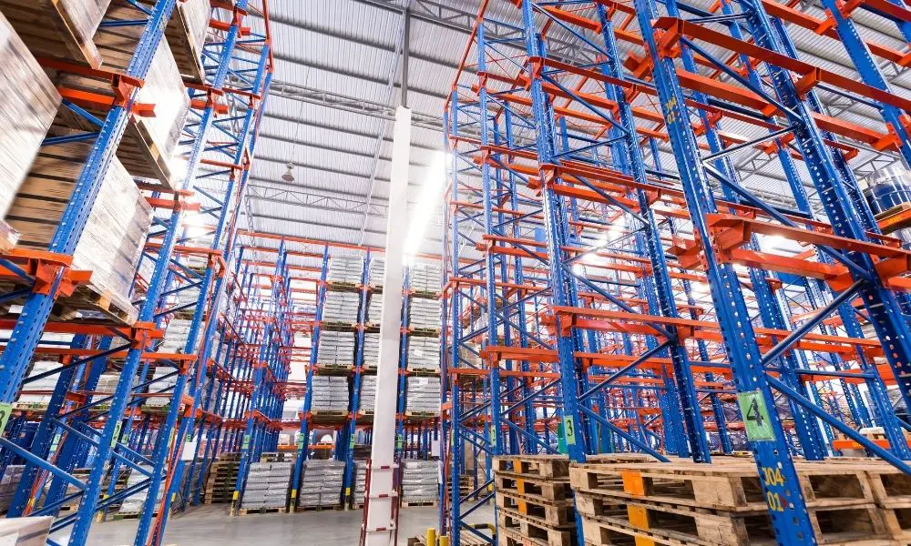 Top Reasons To Use Steel Pallet Racking Over Wood