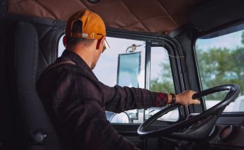 5 Tips To Stay Safe on the Road for Truck Drivers