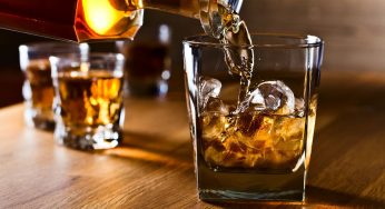 A Beginner’s Guide To Enjoying Whiskey Correctly