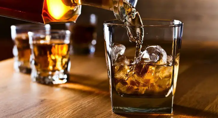 A Beginner’s Guide To Enjoying Whiskey Correctly