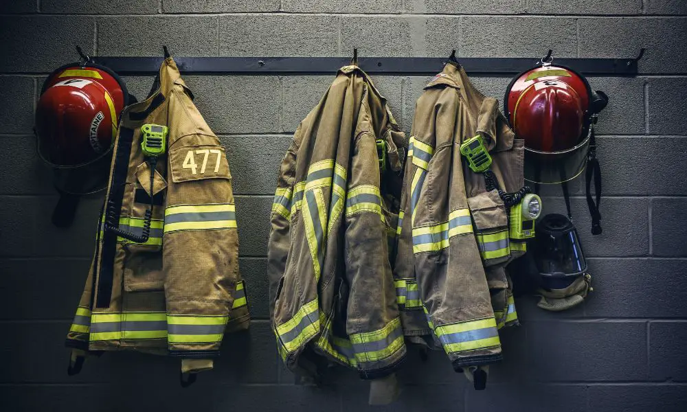 Things To Know Before Switching From Cop to Firefighter