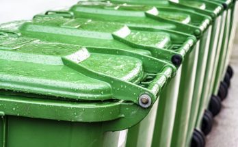 Tips for Calculating What Size Garbage Cans You Need