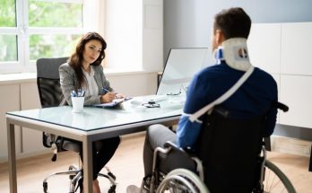 4 Tips for Hiring a Personal Injury Lawyer