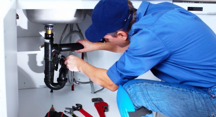4 Jobs You Should Always Leave to the Professionals