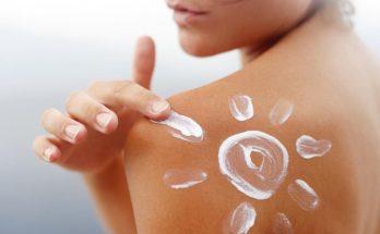 Should You Wear Sunscreen Every Day