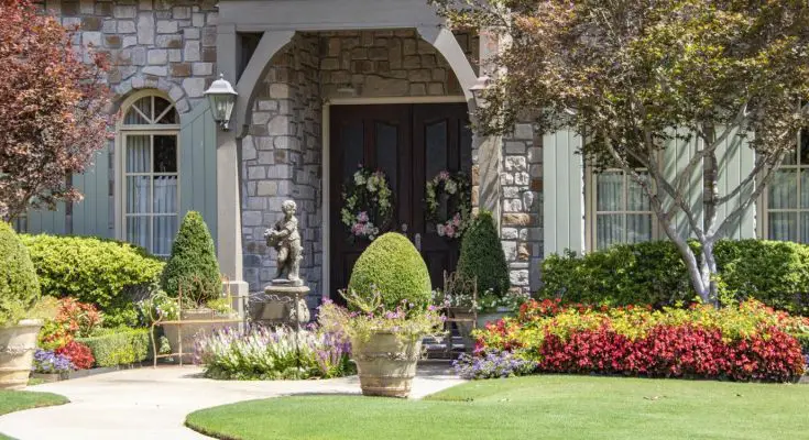 Front Yard Landscaping Ideas