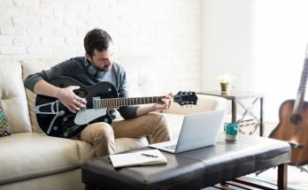 Simple Tips on How To Start Writing Your Own Song
