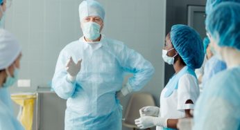3 Tips for Choosing the Right Isolation Gowns for Your Hospital
