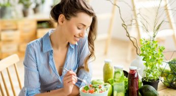 5 Natural Remedies To Relieve Food Poisoning