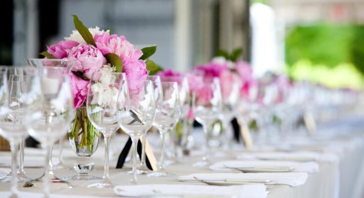 Adding Personal Flair to Your Wedding Reception