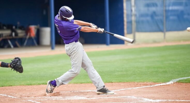 Baseball Hitting Tips: Getting More Power Behind Each Swing