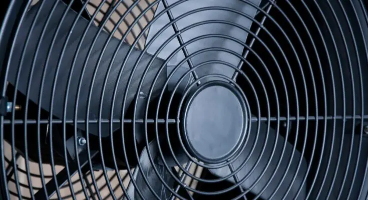 How To Ventilate Confined Spaces With a Box Fan