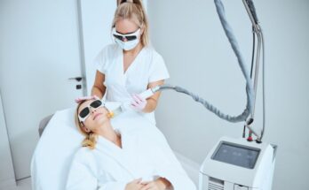 Choosing Aesthetic Dermatology Treatments for Your Skin