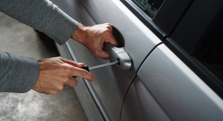 Every Motorist Should Have a Lockout Kit