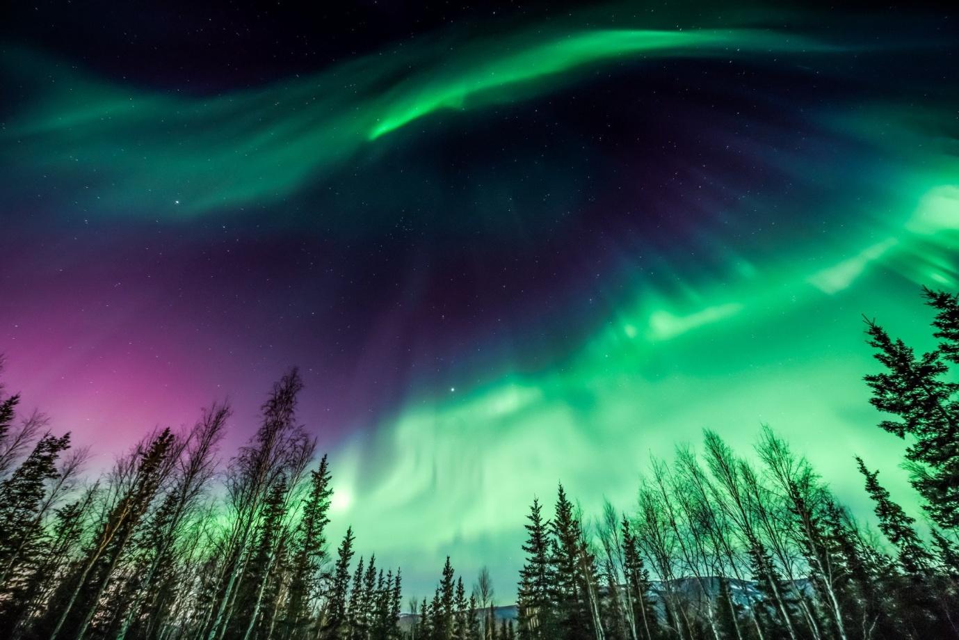 How to Catch and Enjoy Northern Lights in Canada