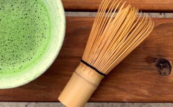 How to Choose and Use a Matcha Whisk Set