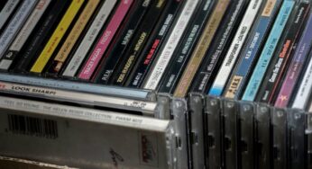 How To Make Your Old CD Collection Sparkle With Customized Printing