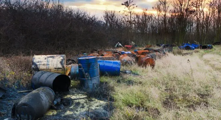 3 of the Biggest Issues of Hazardous Waste Dumping