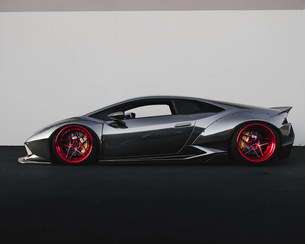 How to Get an Up-Close Experience with Exotic Vehicles
