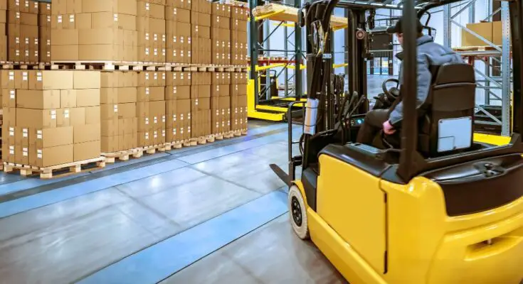 Practical Tips for Reusing Materials in Warehouses
