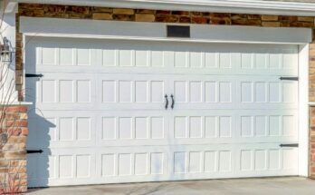 Benefits of Regularly Maintaining Your Garage Door