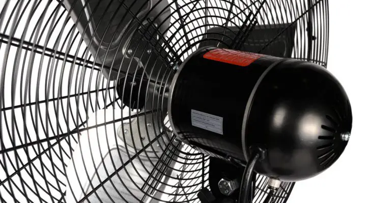 Impact Of Industrial Pedestal Fans On Air Quality And Employee Health 