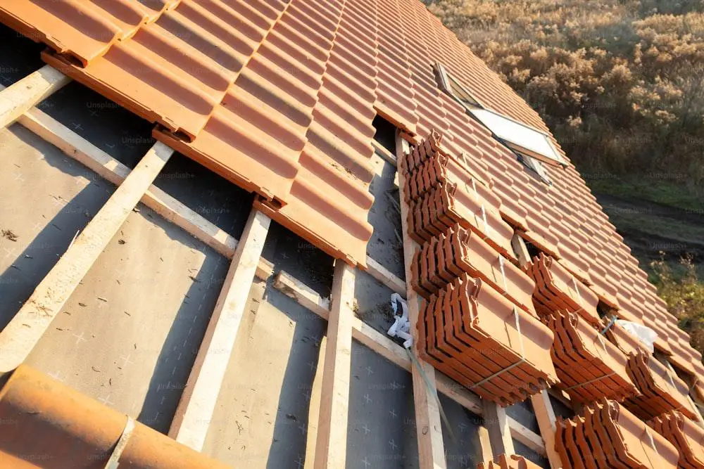 Tips for Choosing Weather-Resilient Roofing Materials for Your Home Exterior
