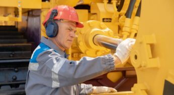 Should You Repair or Replace Your Hydraulic Equipment?