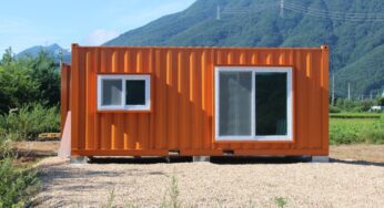 Reasons To Use Spray Foam Insulation in Container Buildings