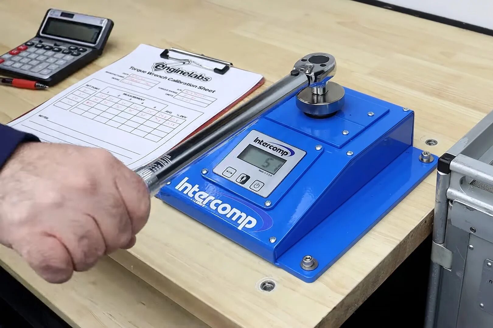 The Role of Torque Wrench Calibration in Sustainable Building Practices