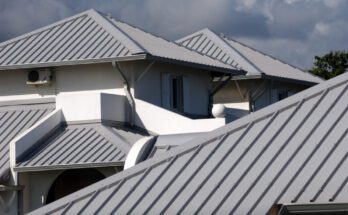 How Metal Roofs Reflect Heat and Cool Your Home Efficiently